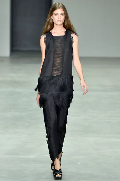 Look 35